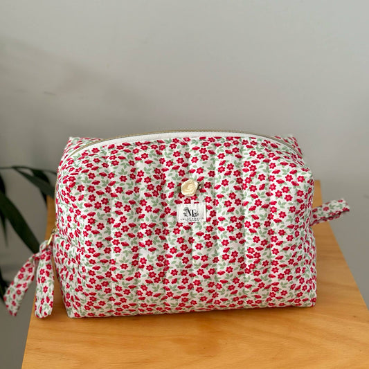 Mini Red Daisy Makeup Bag